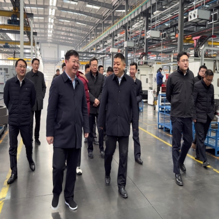 泰興市委書記、市長劉文榮帶隊調(diào)研泰隆復(fù)工復(fù)產(chǎn)情況